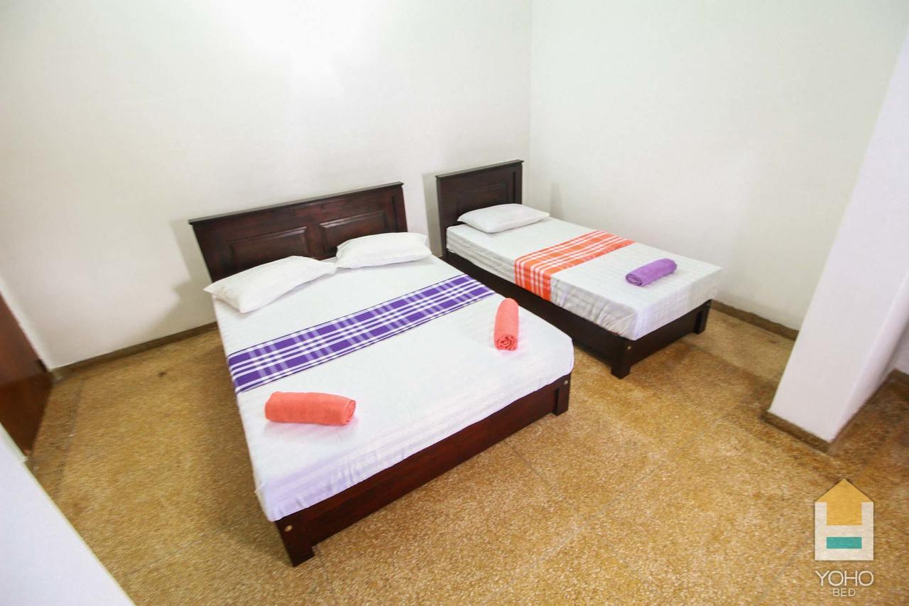 Yoho Relax On Simon Hotel Коломбо Екстериор снимка